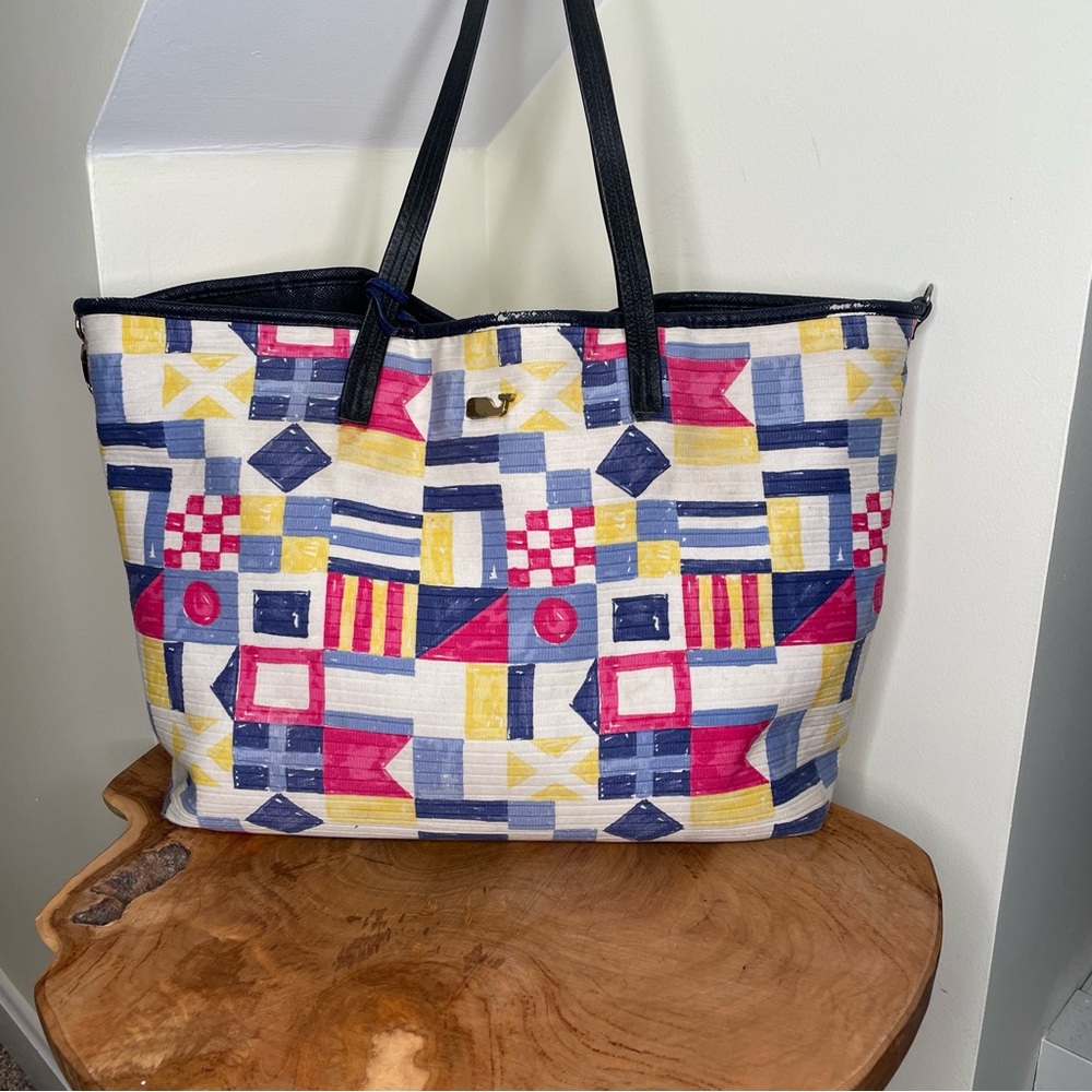 Vineyard Vines nautical sail flags shoulder bag / tote